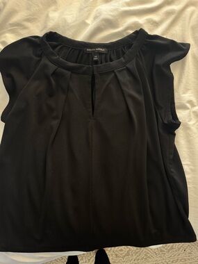 Banana Republic Black Cap Sleeve Pleated Keyhole Blouse